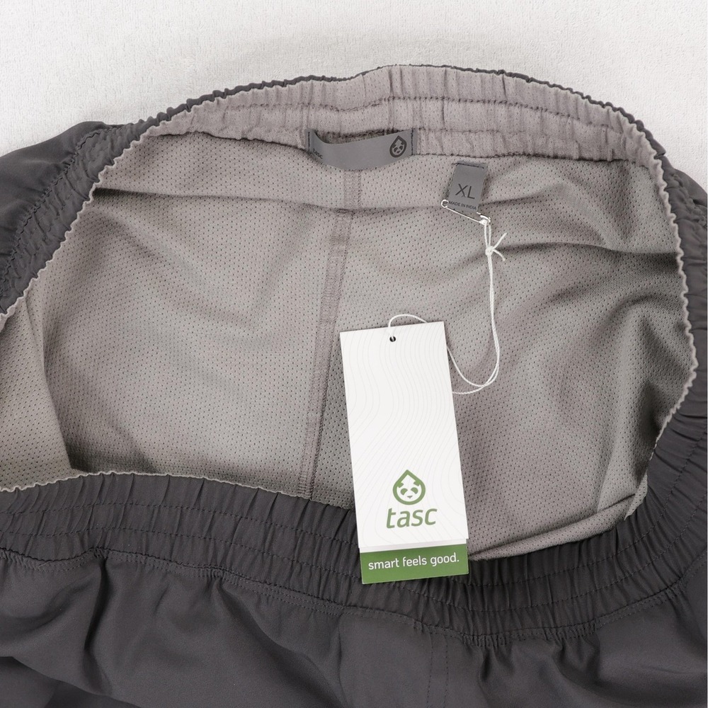 Tasc Recess 8" Shorts Mens XL Gray Lined Running Gym Quick Dry Stretch NWT - Picture 4 of 9